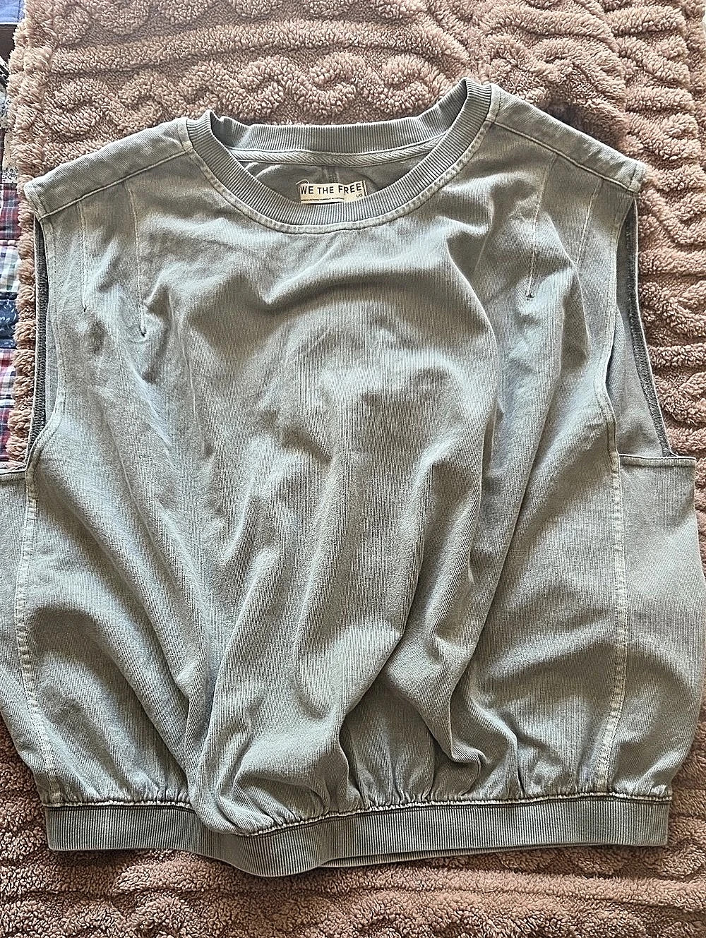 We The Free Sleeveless Top in Gray Large Like New